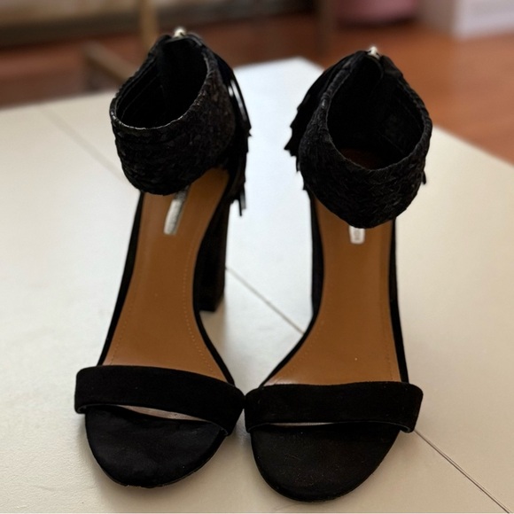 BCBG Calizi Black Luxury Frill Suede Block Heel Ankle Cuff Sandal 8 - Picture 5 of 5